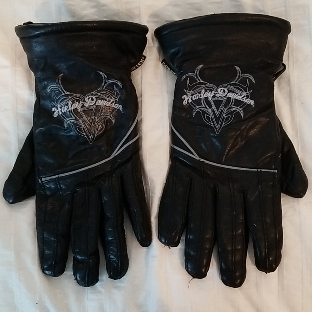 Harley Davidson women's leather gloves